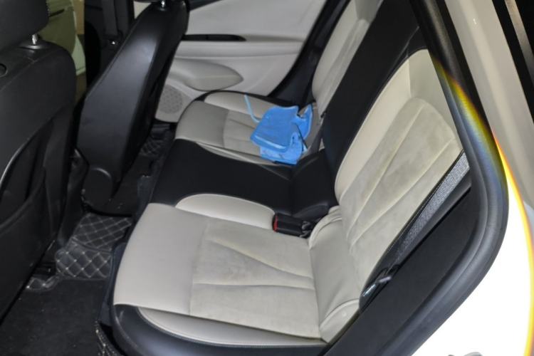 Used Buick Verano 2018 Sedan 15S Automatic Leading Model Left Rear Seat