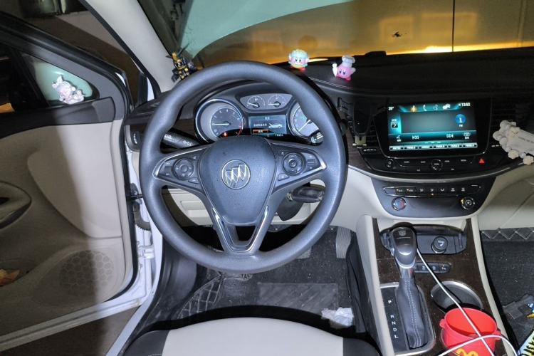 Used Buick Verano 2018 Sedan 15S Automatic Leading Model Steering Wheel