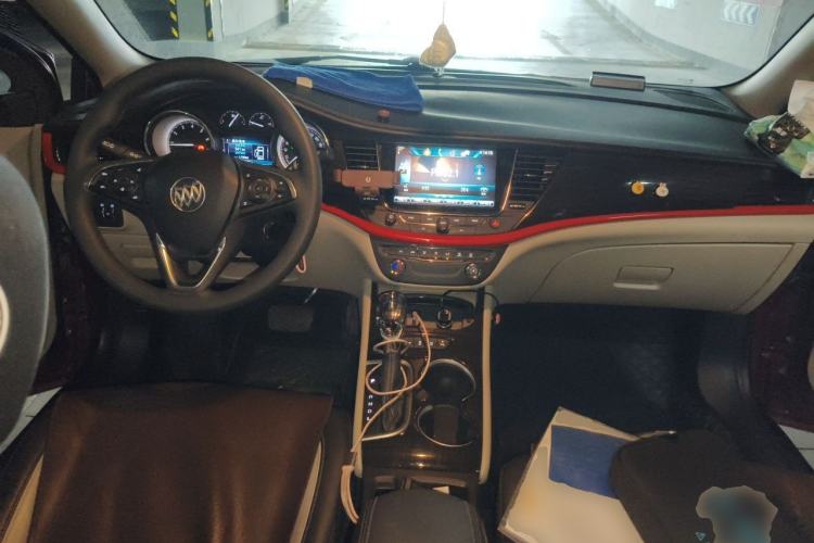 Used Buick Verano 2018 Sedan 15S Automatic Leading Model Center Console