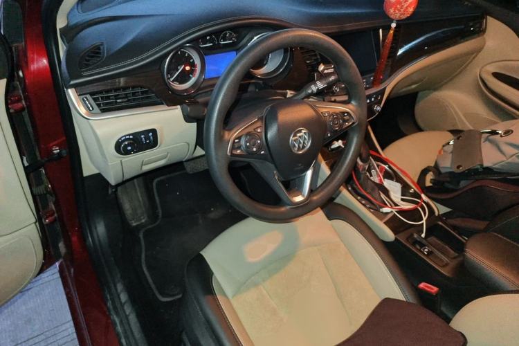 Used Buick Verano 2018 Sedan 15S Automatic Leading Model Center Console