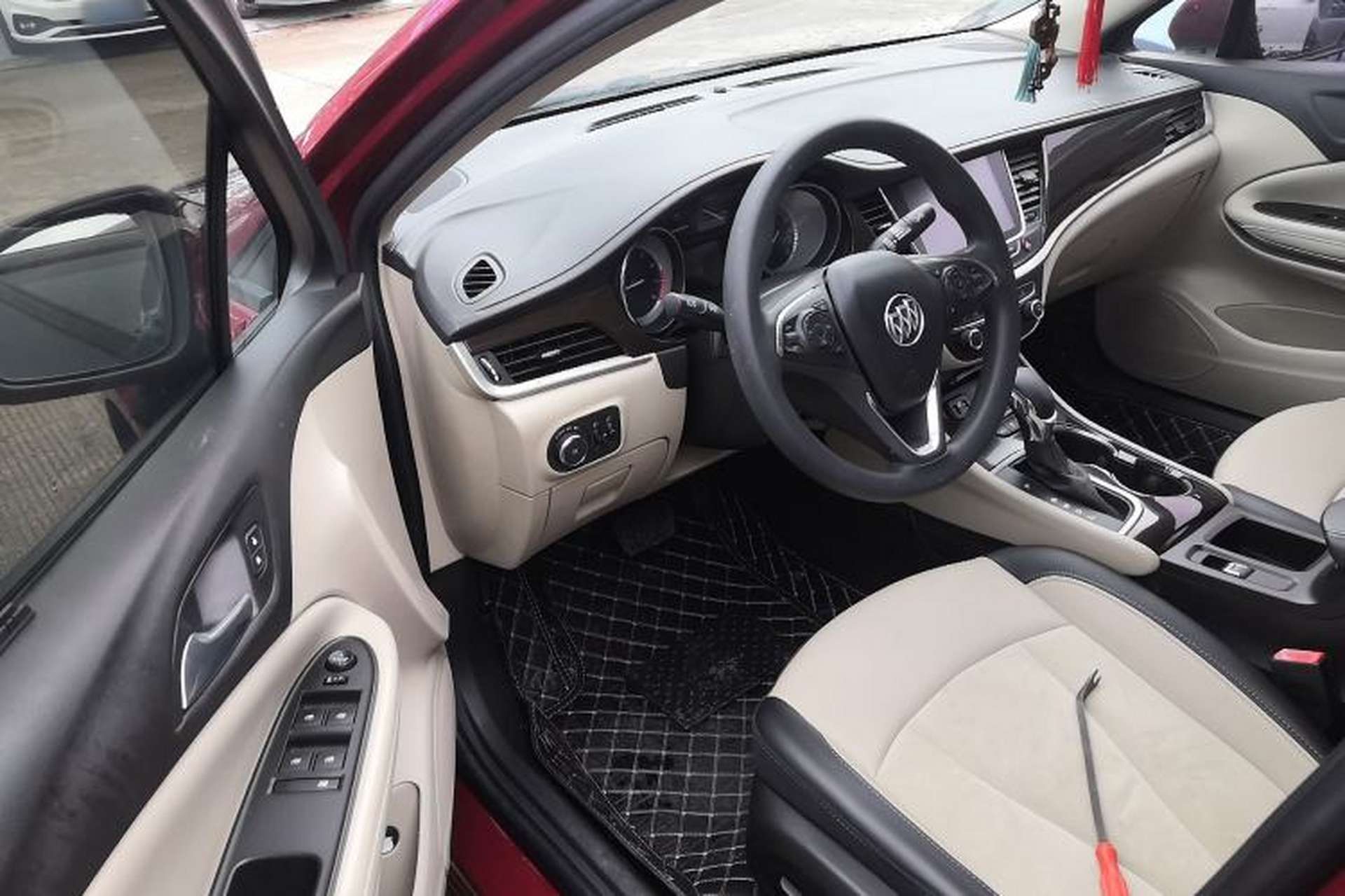 Used Buick Verano 2018 Sedan 15S Automatic Leading Model Driver Seat