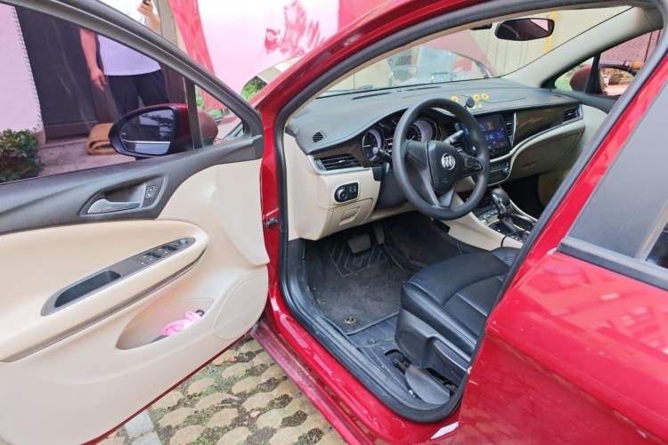 Used Buick Verano 2018 Sedan 15S Automatic Entry Model Driver Seat