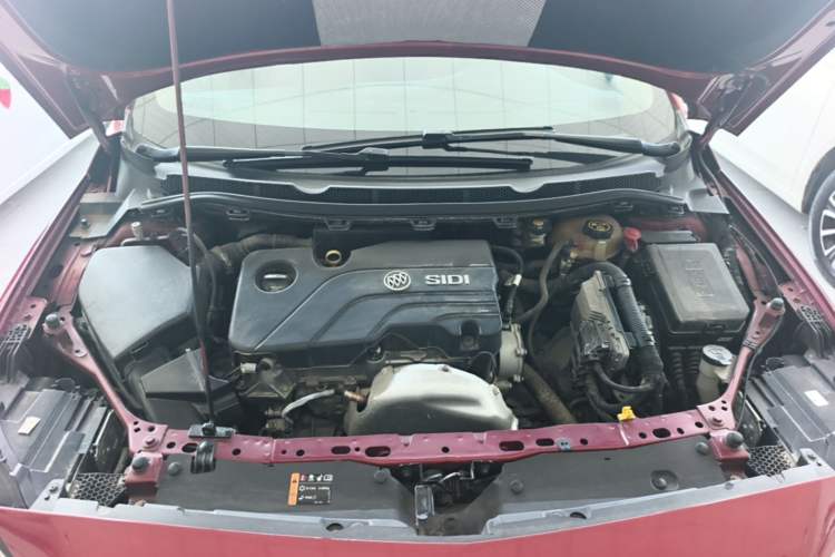Used Buick Verano 2018 Sedan 15S Automatic Leading Model Engine Bay