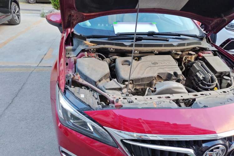 Used Buick Verano 2018 Sedan 15S Automatic Entry Model Engine Bay Right