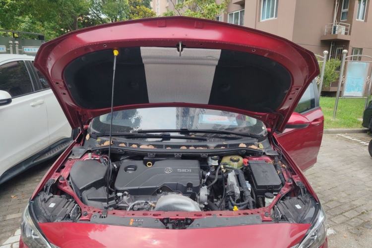 Used Buick Verano 2018 Sedan 15S Automatic Leading Model Engine Bay