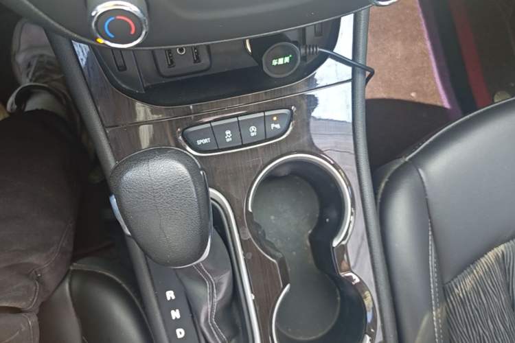 Used Buick Verano 2018 Sedan 15S Automatic Entry Model Gear Lever