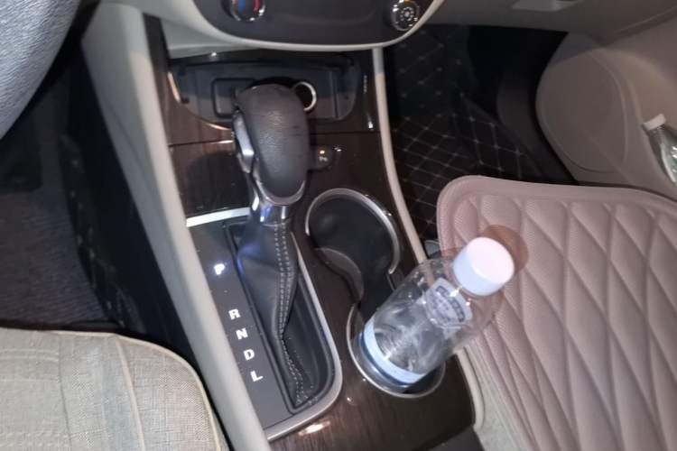 Used Buick Verano 2018 Sedan 15S Automatic Entry Model Gear Lever