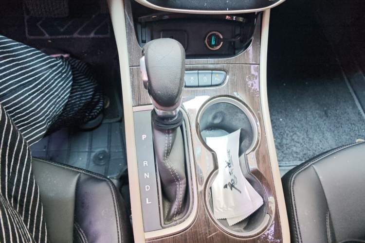 Used Buick Verano 2018 Sedan 15S Automatic Entry Model Gear Lever