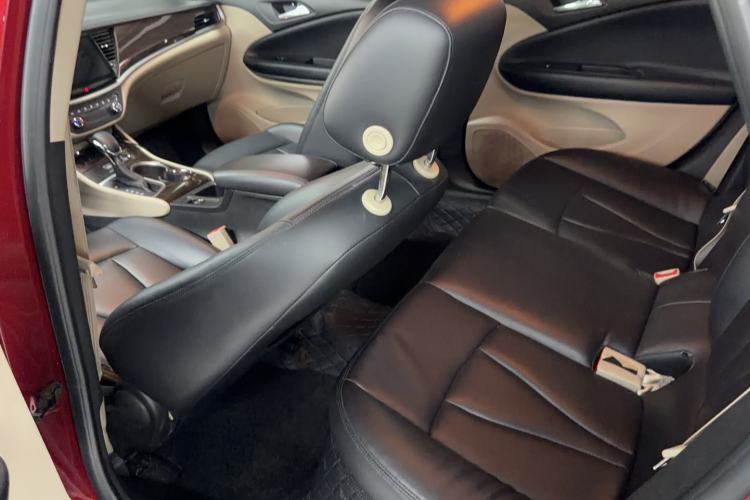 Used Buick Verano 2018 Sedan 15S Automatic Entry Model Interior 2