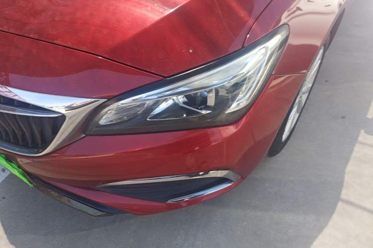 Used Buick Verano 2018 Sedan 15S Automatic Entry Model Left Front Headlight