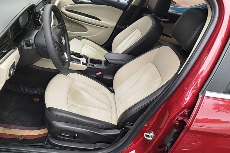 Used Buick Verano 2018 Sedan 15S Automatic Leading Model Left Front Seat