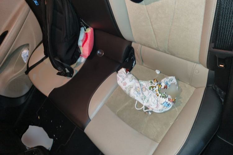 Used Buick Verano 2018 Sedan 15S Automatic Leading Model Left Rear Seat