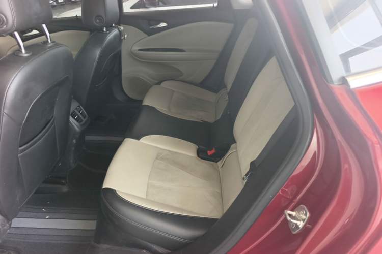 Used Buick Verano 2018 Sedan 15S Automatic Leading Model Left Rear Seat