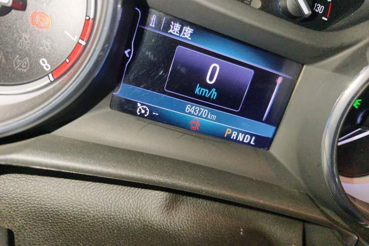 Used Buick Verano 2018 Sedan 15S Automatic Leading Model Odometer Close Up