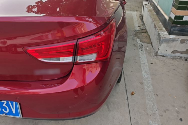 Used Buick Verano 2018 Sedan 15S Automatic Leading Model Right Rear Taillight