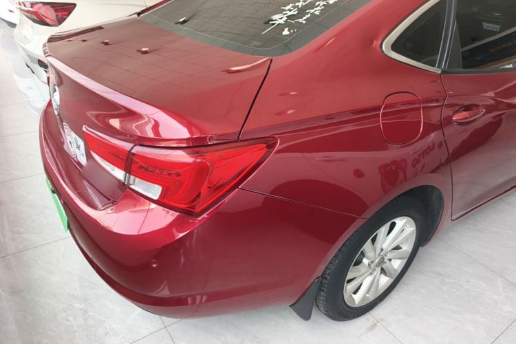 Used Buick Verano 2018 Sedan 15S Automatic Leading Model Right Rear Taillight
