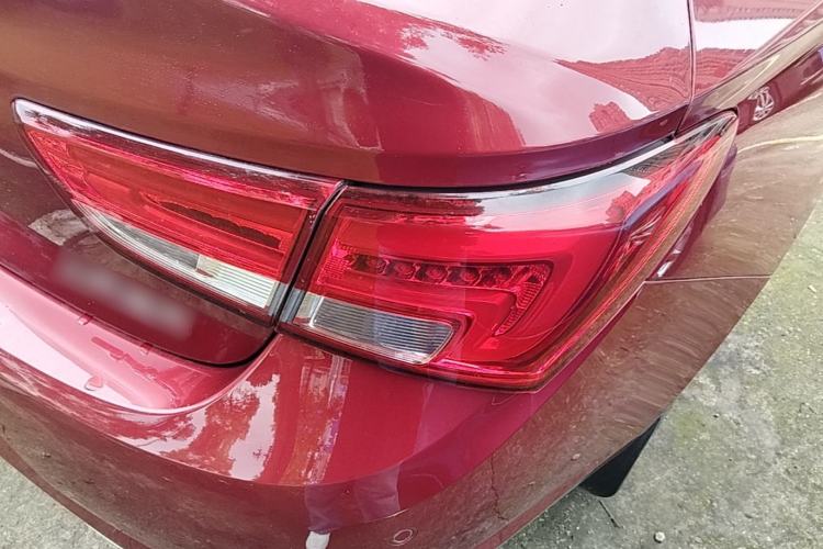 Used Buick Verano 2018 Sedan 15S Automatic Leading Model Right Rear Taillight