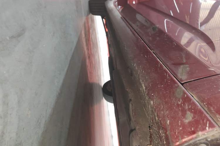 Used Buick Verano 2018 Sedan 15S Automatic Leading Model Right Side Sill