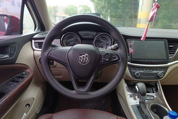 Used Buick Verano 2018 Sedan 15S Automatic Entry Model Steering Wheel