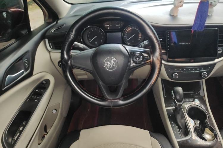 Used Buick Verano 2018 Sedan 15S Automatic Entry Model Steering Wheel