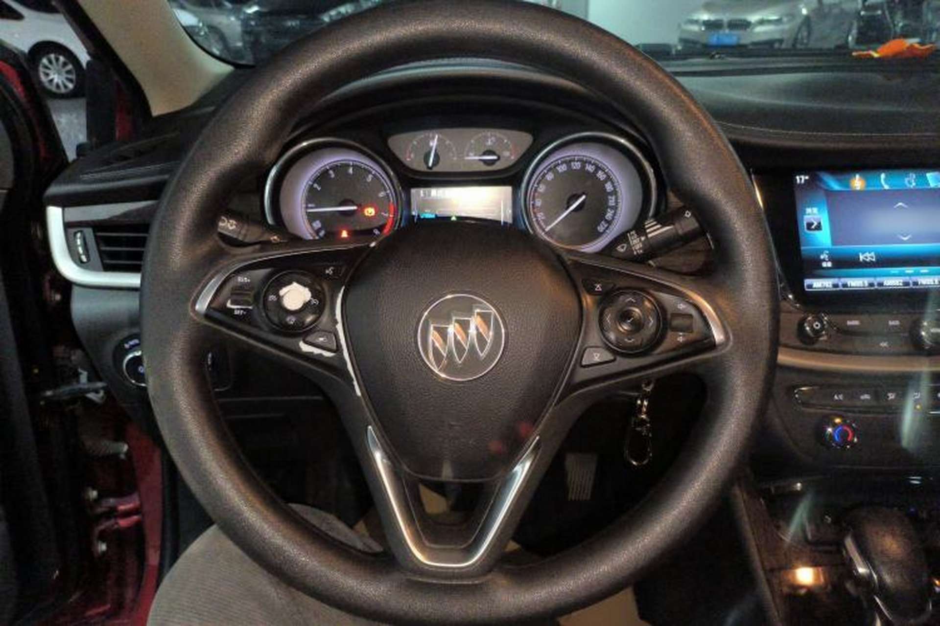 Used Buick Verano 2018 Sedan 20T Dual-Clutch Leading Model Steering Wheel