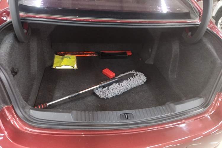 Used Buick Verano 2018 Sedan 15S Automatic Entry Model Trunk