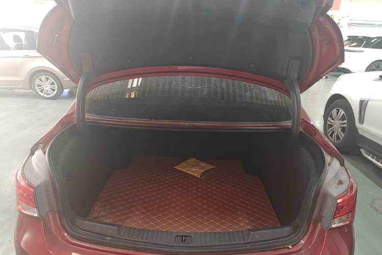 Used Buick Verano 2018 Sedan 15S Automatic Leading Model Trunk