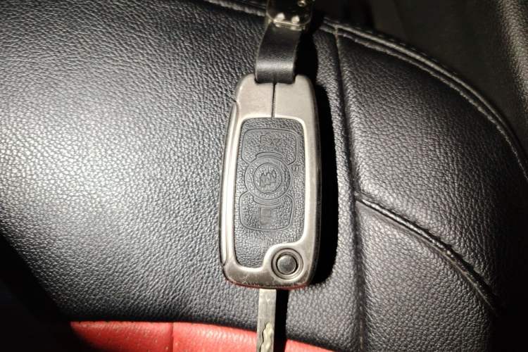 Used Buick Verano 2018 Sedan 20T Dual-Clutch Leading Model Vehicle Key