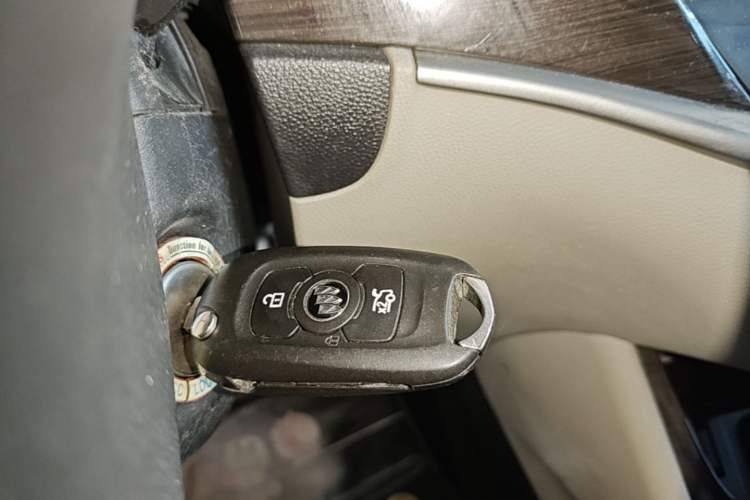 Used Buick Verano 2018 Sedan 15S Automatic Leading Model Vehicle Key