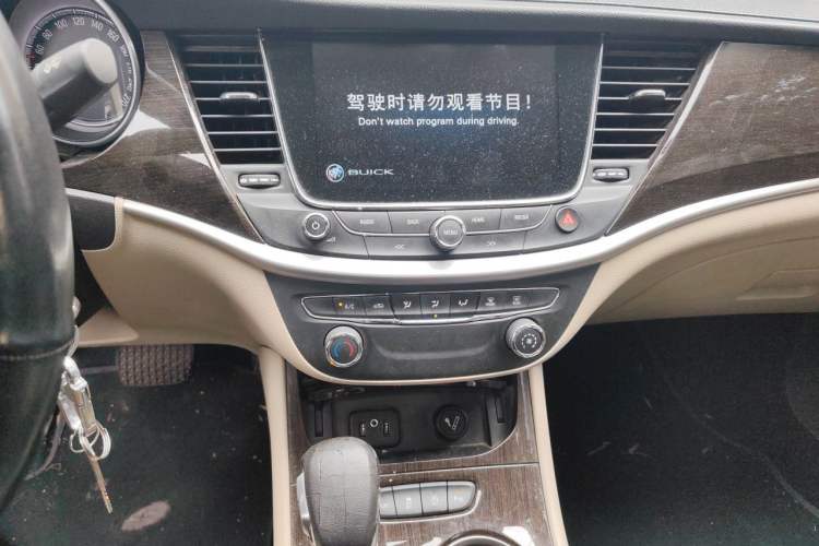 Used Buick Verano 2018 Sedan 15S Automatic Leading Model Audio And AC Panel
