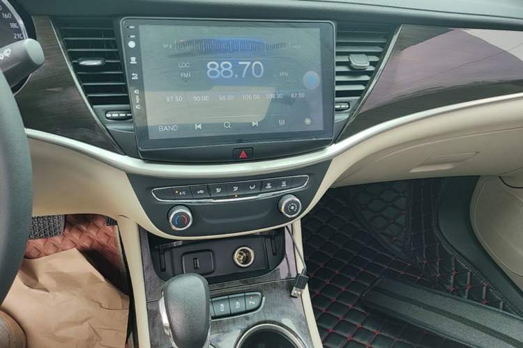 Used Buick Verano 2018 Sedan 15S Automatic Entry Model Audio And AC Panel