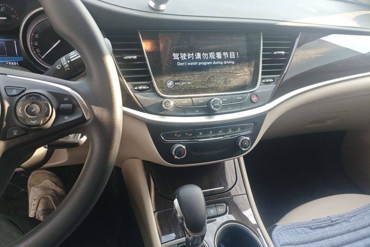 Used Buick Verano 2018 Sedan 15S Automatic Leading Model Audio And AC Panel