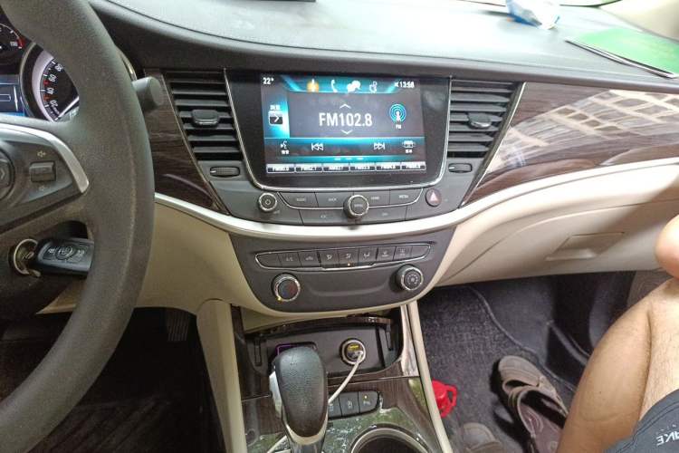 Used Buick Verano 2018 Sedan 15S Automatic Leading Model Audio And AC Panel