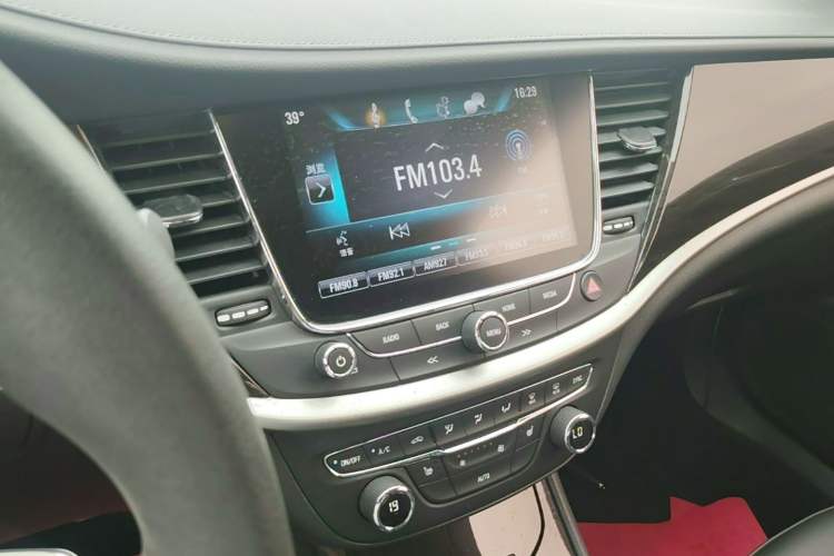 Used Buick Verano 2018 Sedan 20T Dual-Clutch Elite Model Audio And AC Panel