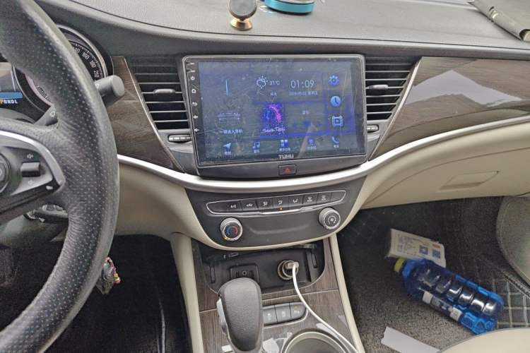 Used Buick Verano 2018 Sedan 15S Automatic Leading Model Audio And AC Panel
