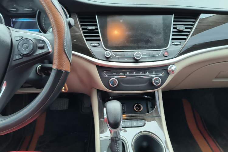 Used Buick Verano 2018 Sedan 15S Automatic Leading Model Audio And AC Panel