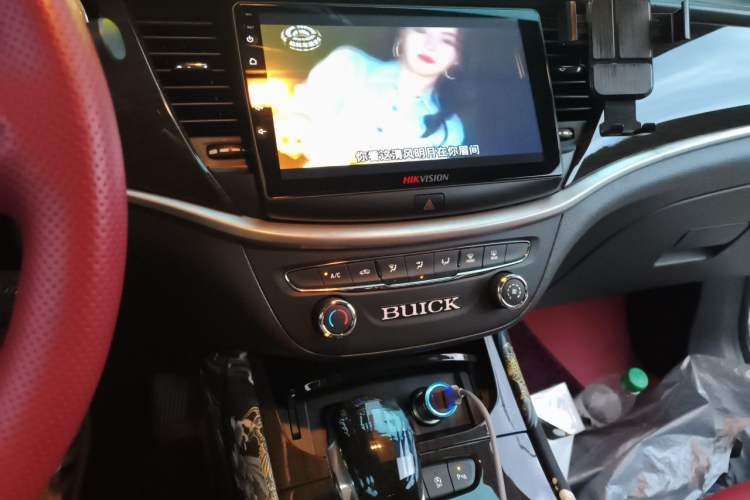 Used Buick Verano 2018 Sedan 20T Dual-Clutch Leading Model Audio And AC Panel