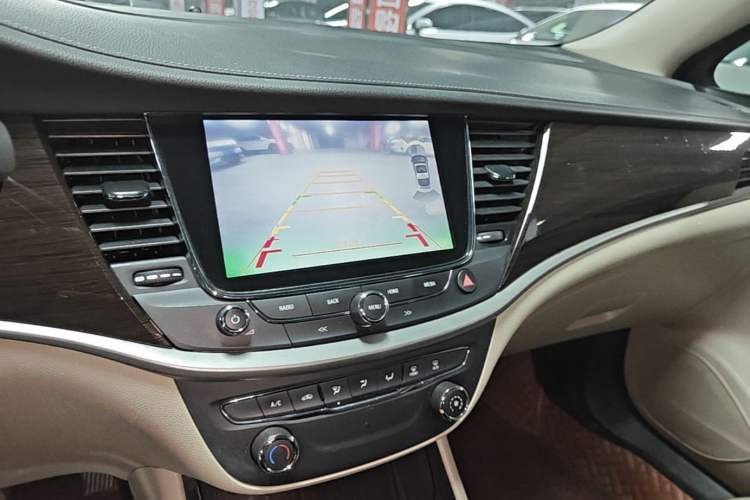 Used Buick Verano 2018 Sedan 15S Automatic Leading Model Audio And AC Panel