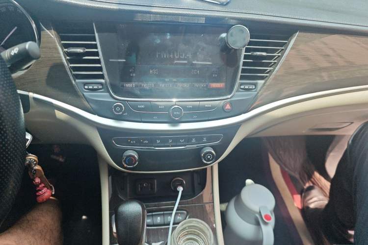 Used Buick Verano 2018 Sedan 15S Automatic Leading Model Audio And AC Panel