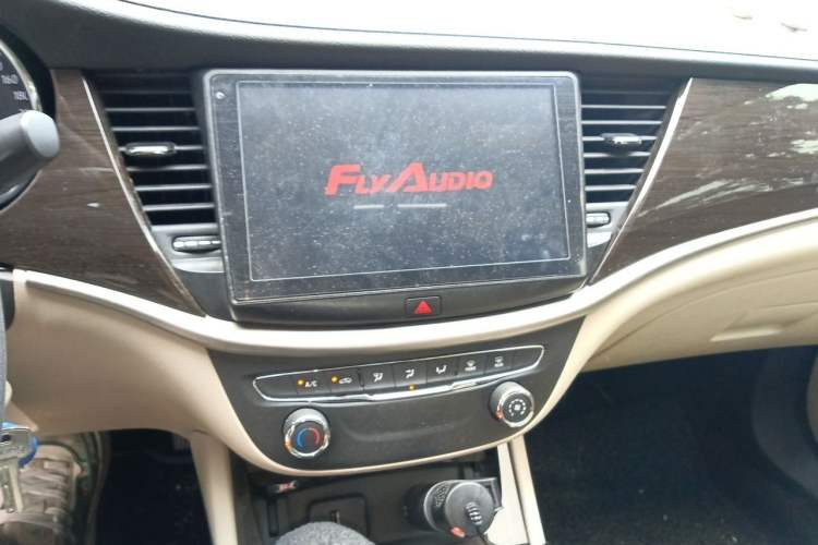 Used Buick Verano 2018 Sedan 15S Automatic Entry Model Audio And AC Panel