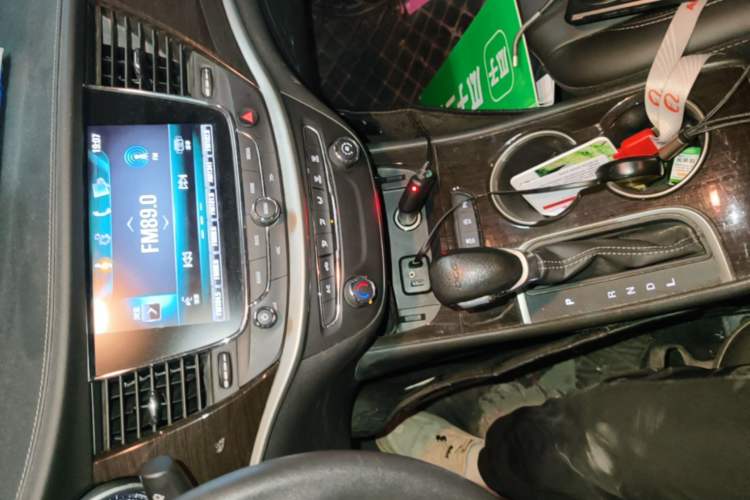 Used Buick Verano 2018 Sedan 20T Dual-Clutch Leading Model Audio And AC Panel