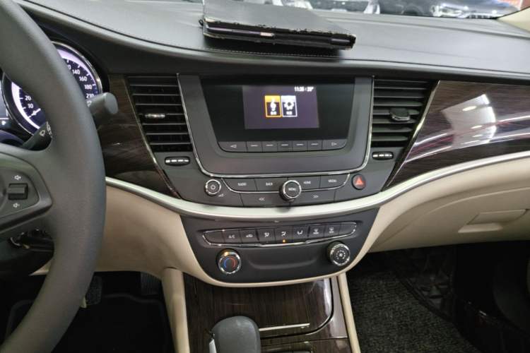 Used Buick Verano 2018 Sedan 15S Automatic Entry Model Audio And AC Panel