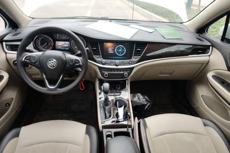 Used Buick Verano 2018 Sedan 15S Automatic Entry Model Center Console