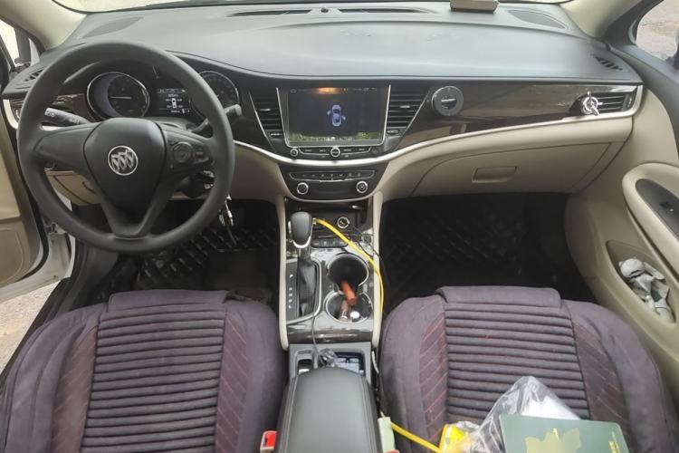 Used Buick Verano 2018 Sedan 15S Automatic Entry Model Center Console