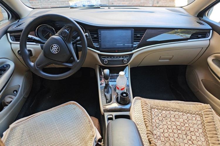 Used Buick Verano 2018 Sedan 15S Automatic Entry Model Center Console