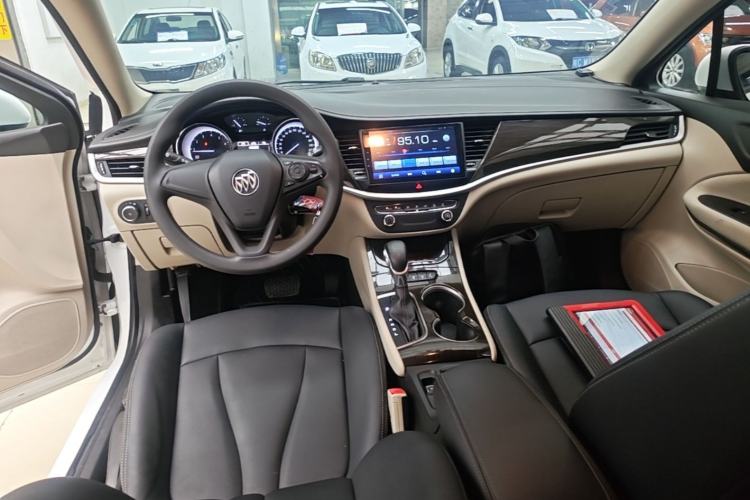 Used Buick Verano 2018 Sedan 15S Automatic Entry Model Center Console