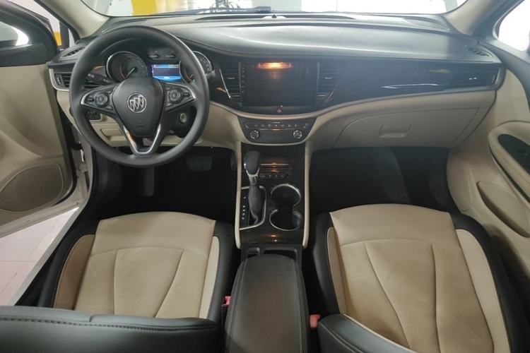 Used Buick Verano 2018 Sedan 15S Automatic Leading Model Center Console