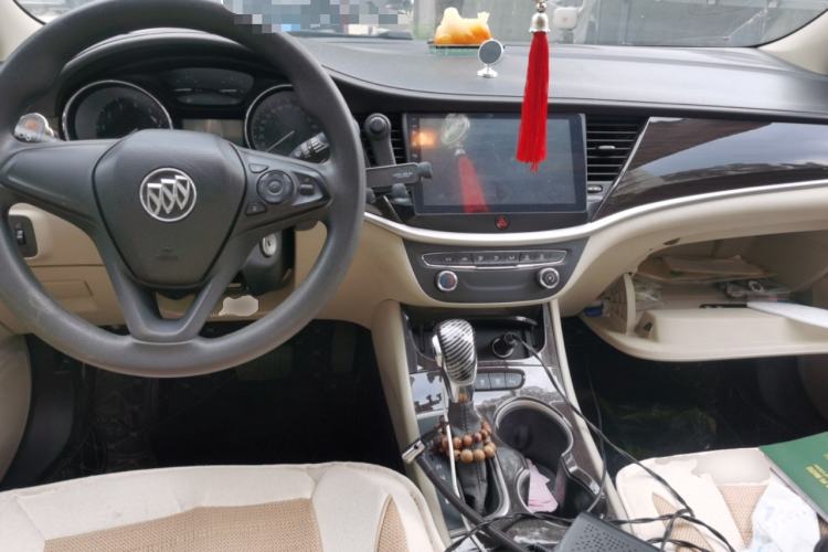 Used Buick Verano 2018 Sedan 15S Automatic Entry Model Center Console