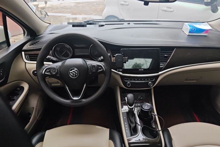 Used Buick Verano 2018 Sedan 15S Automatic Leading Model Center Console