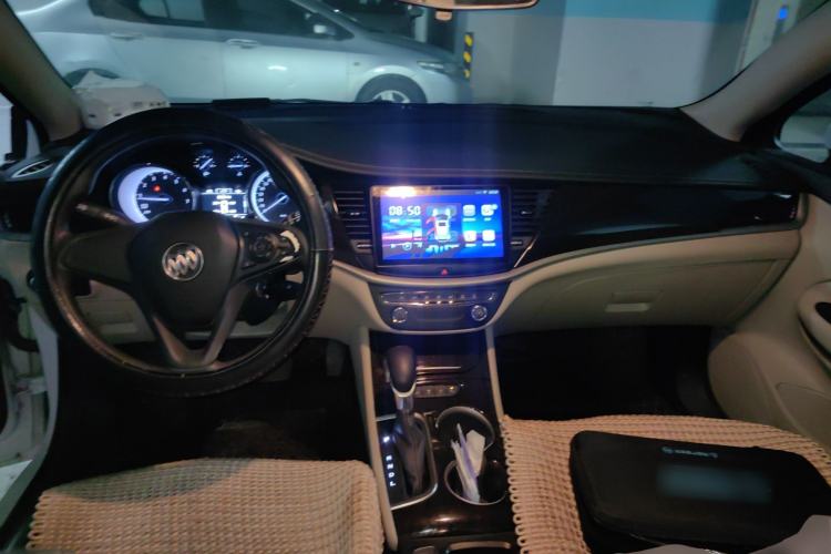 Used Buick Verano 2018 Sedan 15S Automatic Entry Model Center Console